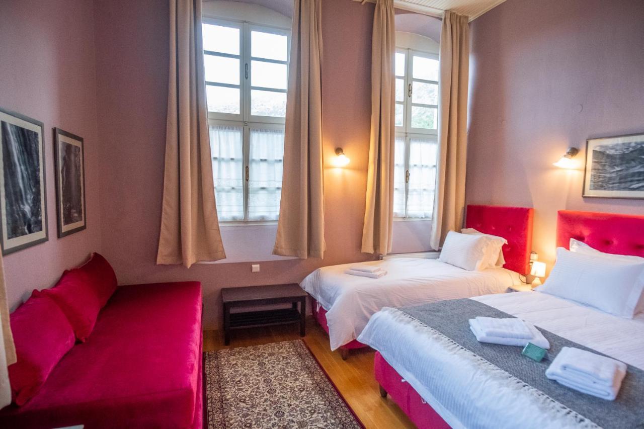 The Old School Boutique Hotel Sirako Ngoại thất bức ảnh